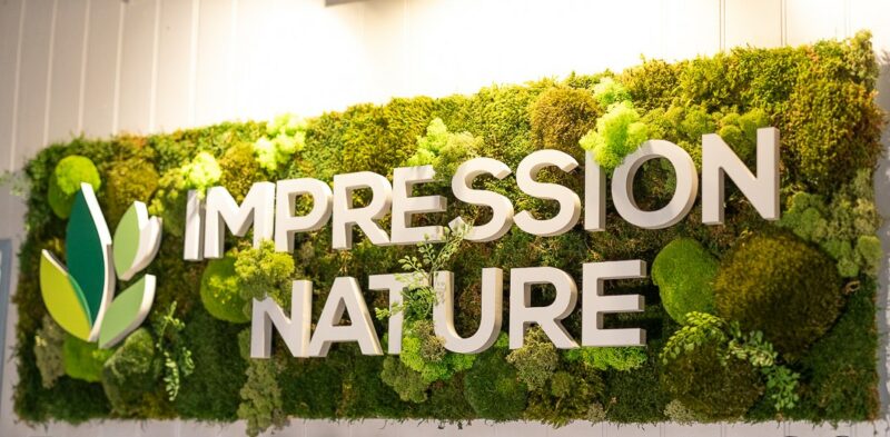 logo 3D sur mur végétal-impression-nature-La-Réunion